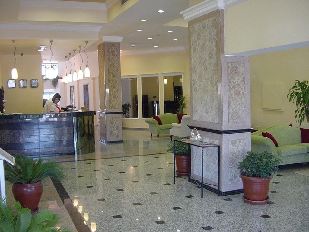 City Royal Hotel And Casino Nikosia Exterior foto