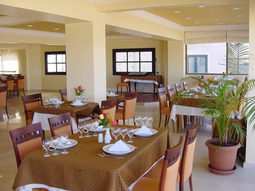 City Royal Hotel And Casino Nikosia Exterior foto