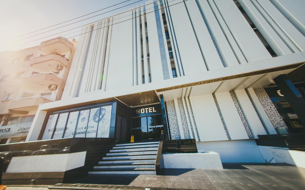 City Royal Hotel And Casino Nikosia Exterior foto