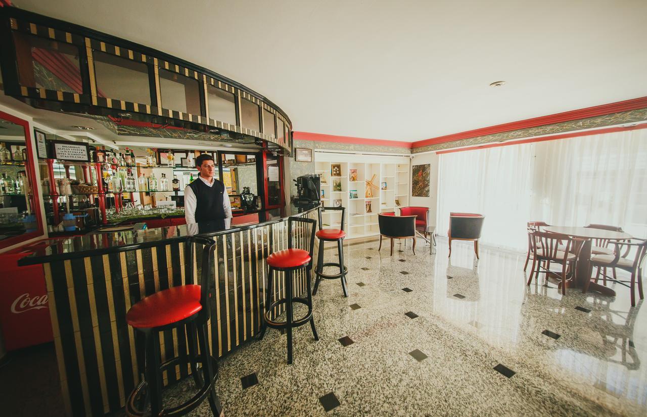 City Royal Hotel And Casino Nikosia Exterior foto